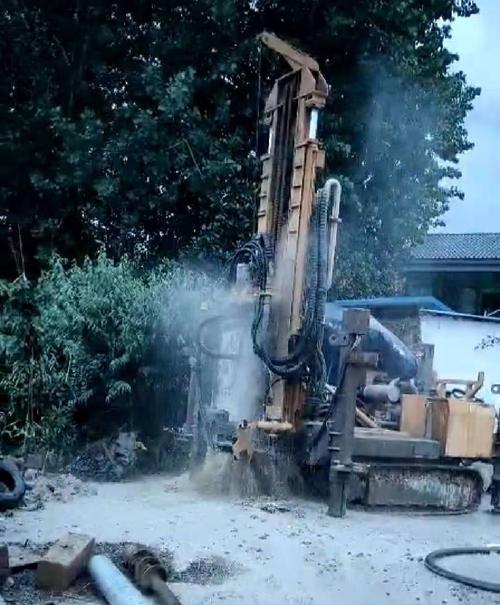 颍泉区钻岩石井